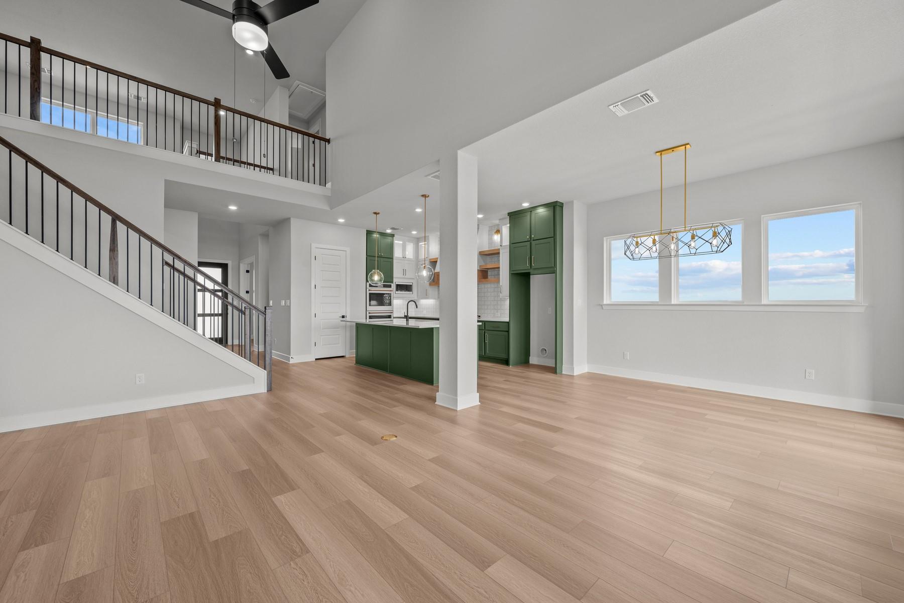 156 Iron Willow LOOP