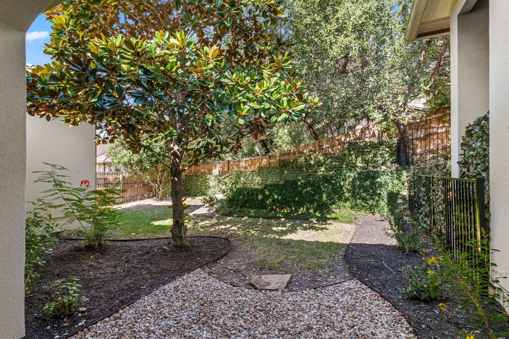 502 Hummingbird LN # 1