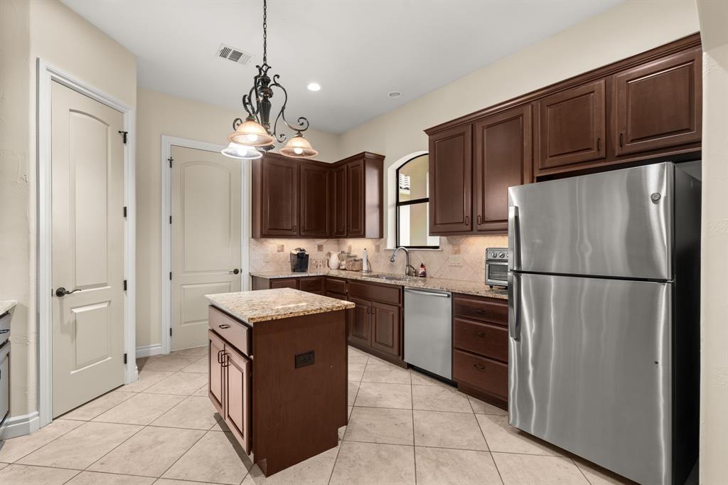 502 Hummingbird LN # 1