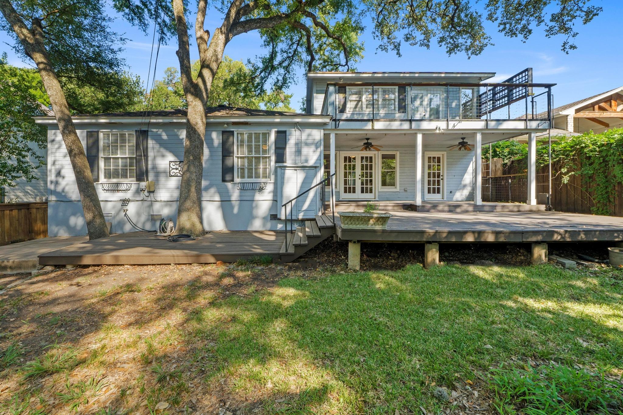 2101 Stamford LN
