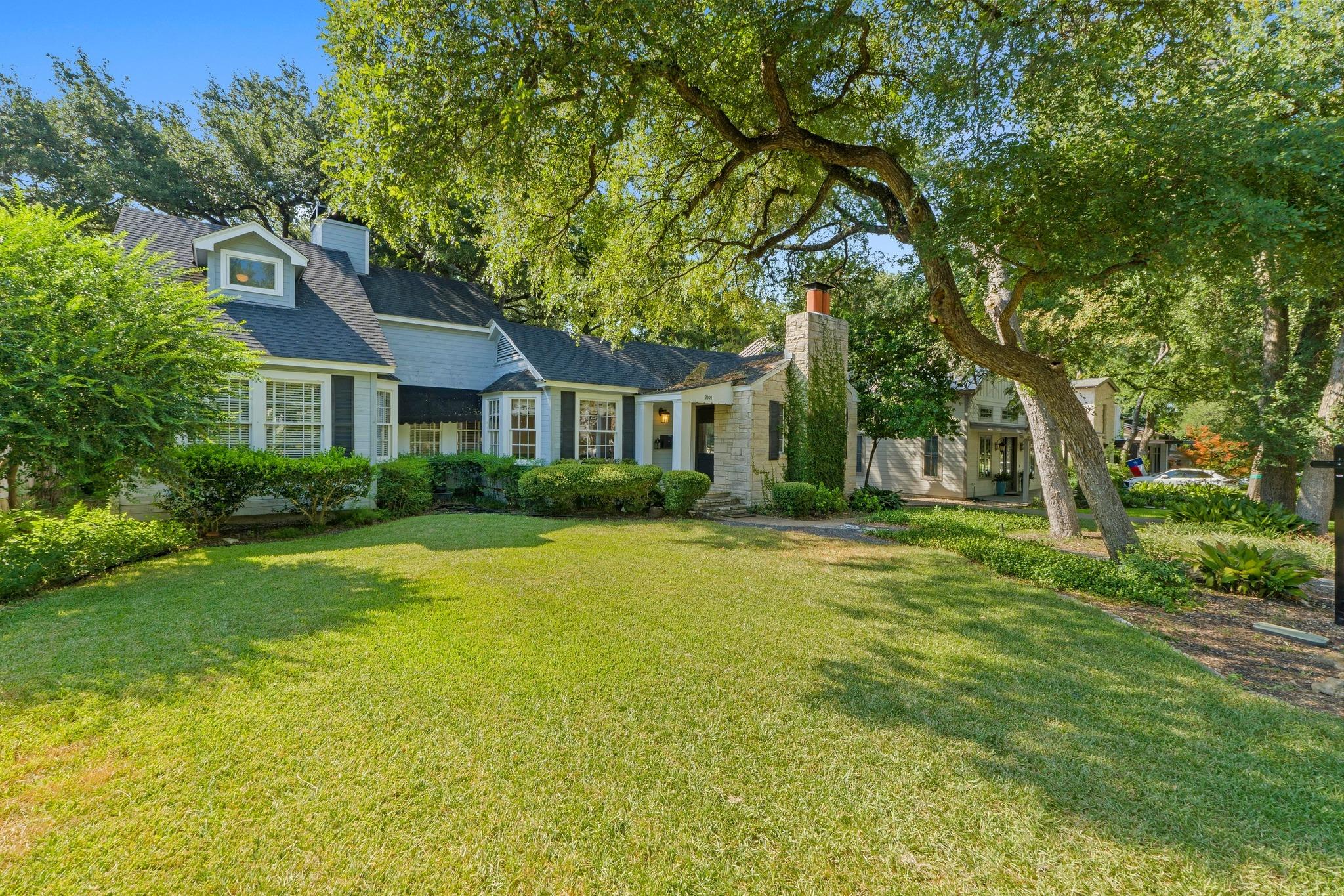 2101 Stamford LN
