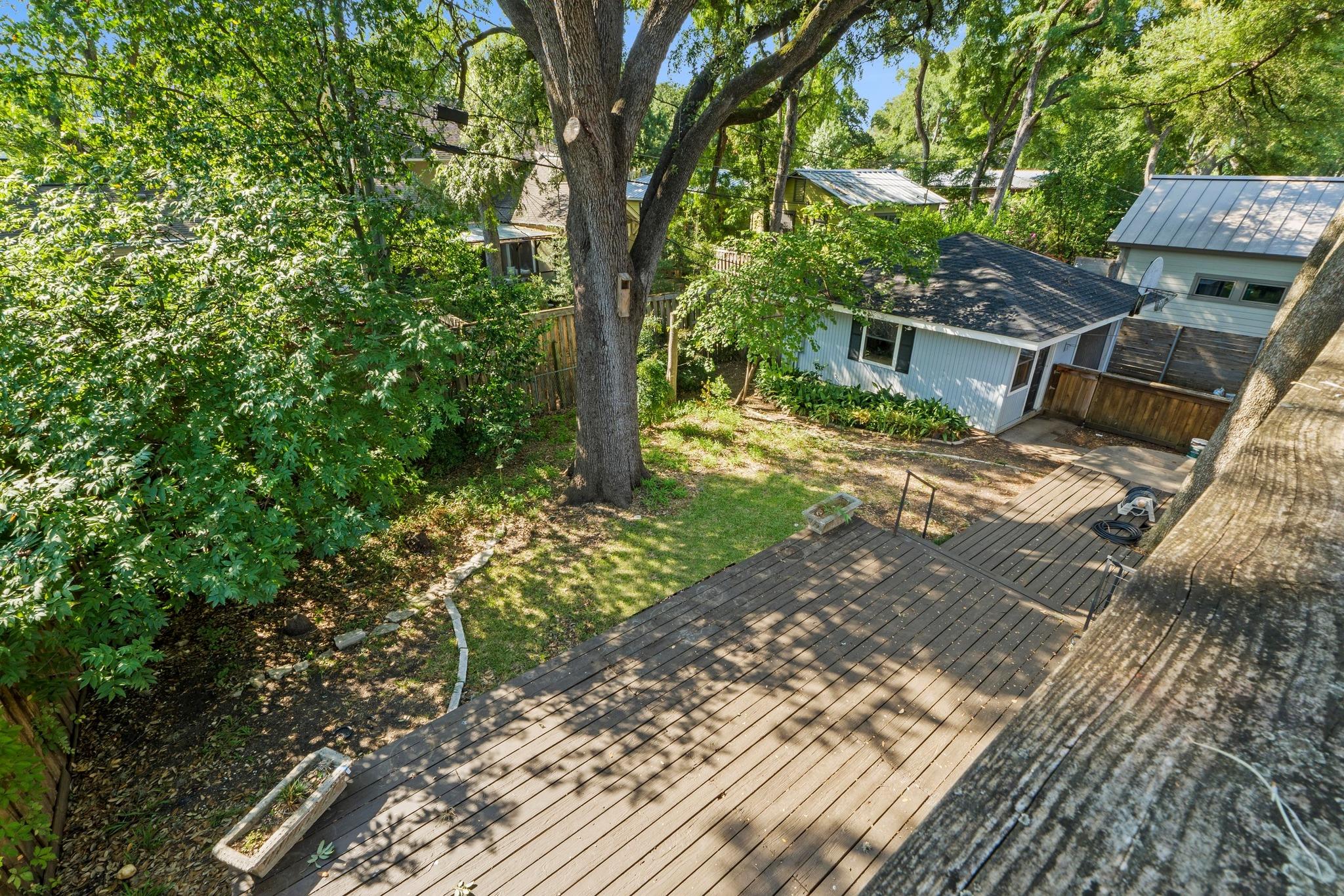 2101 Stamford LN