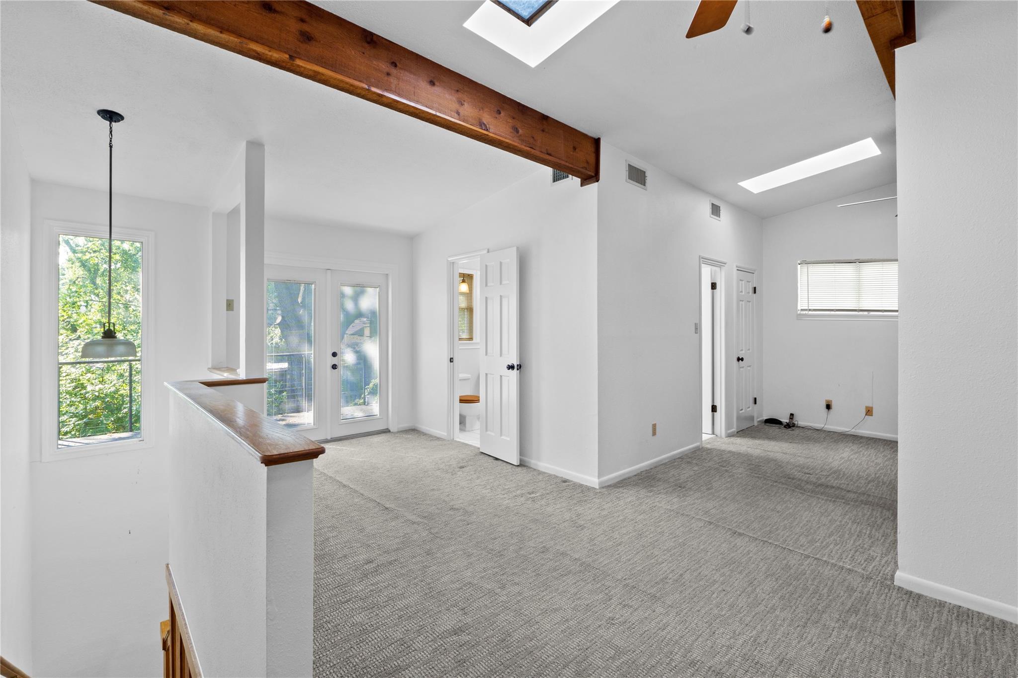 2101 Stamford LN