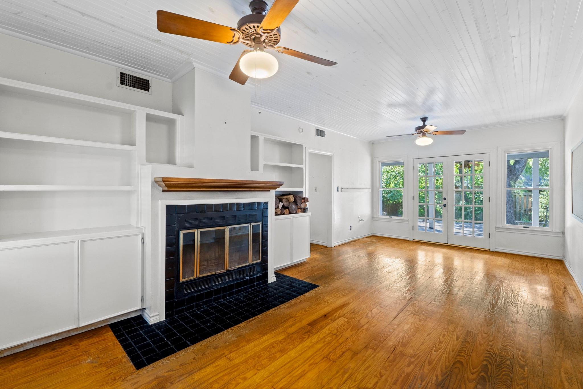 2101 Stamford LN