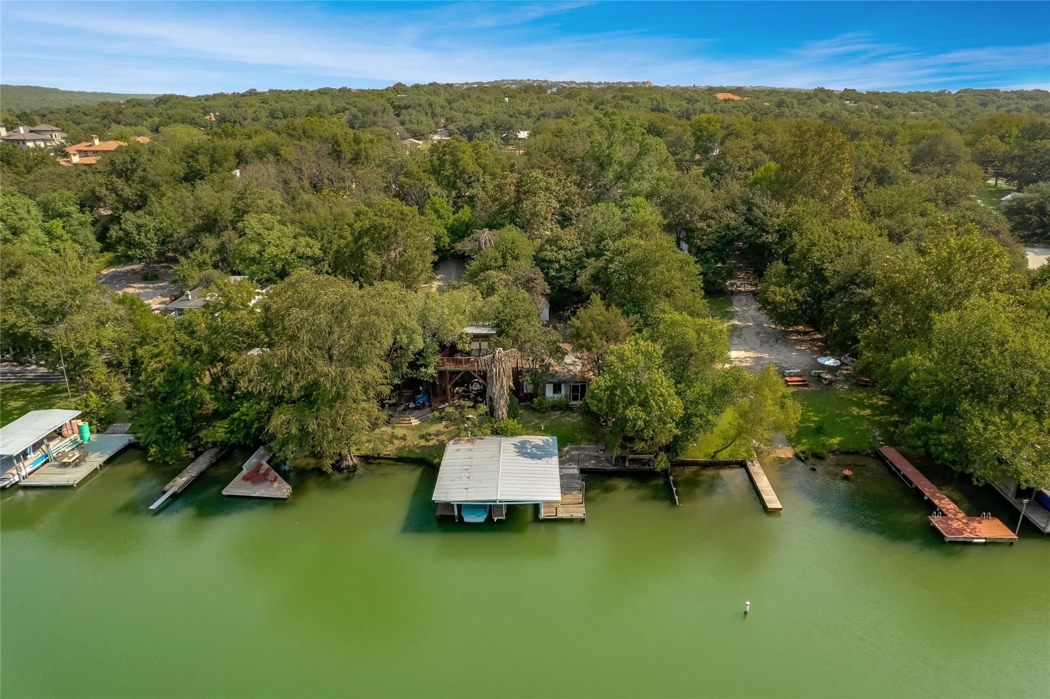 13003 On The Lake RD