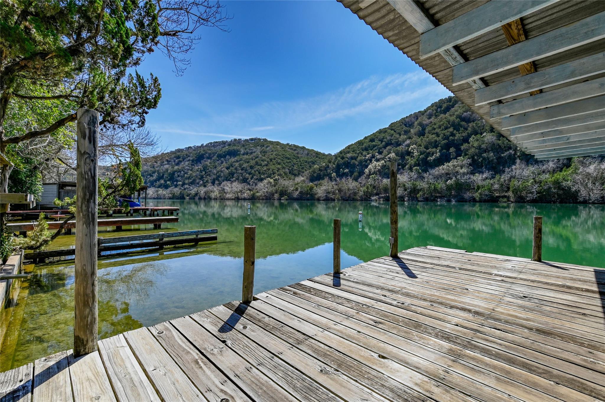 13003 On The Lake RD