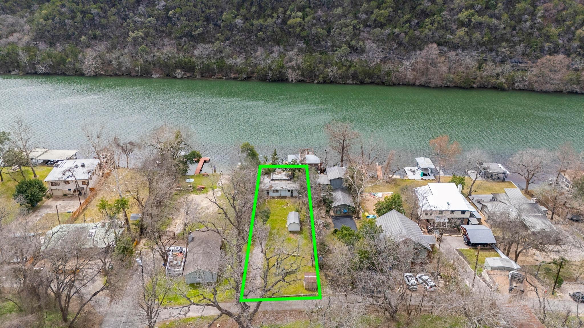 13003 On The Lake RD