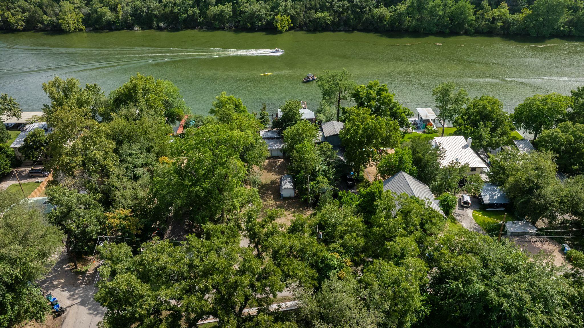 13003 On The Lake RD