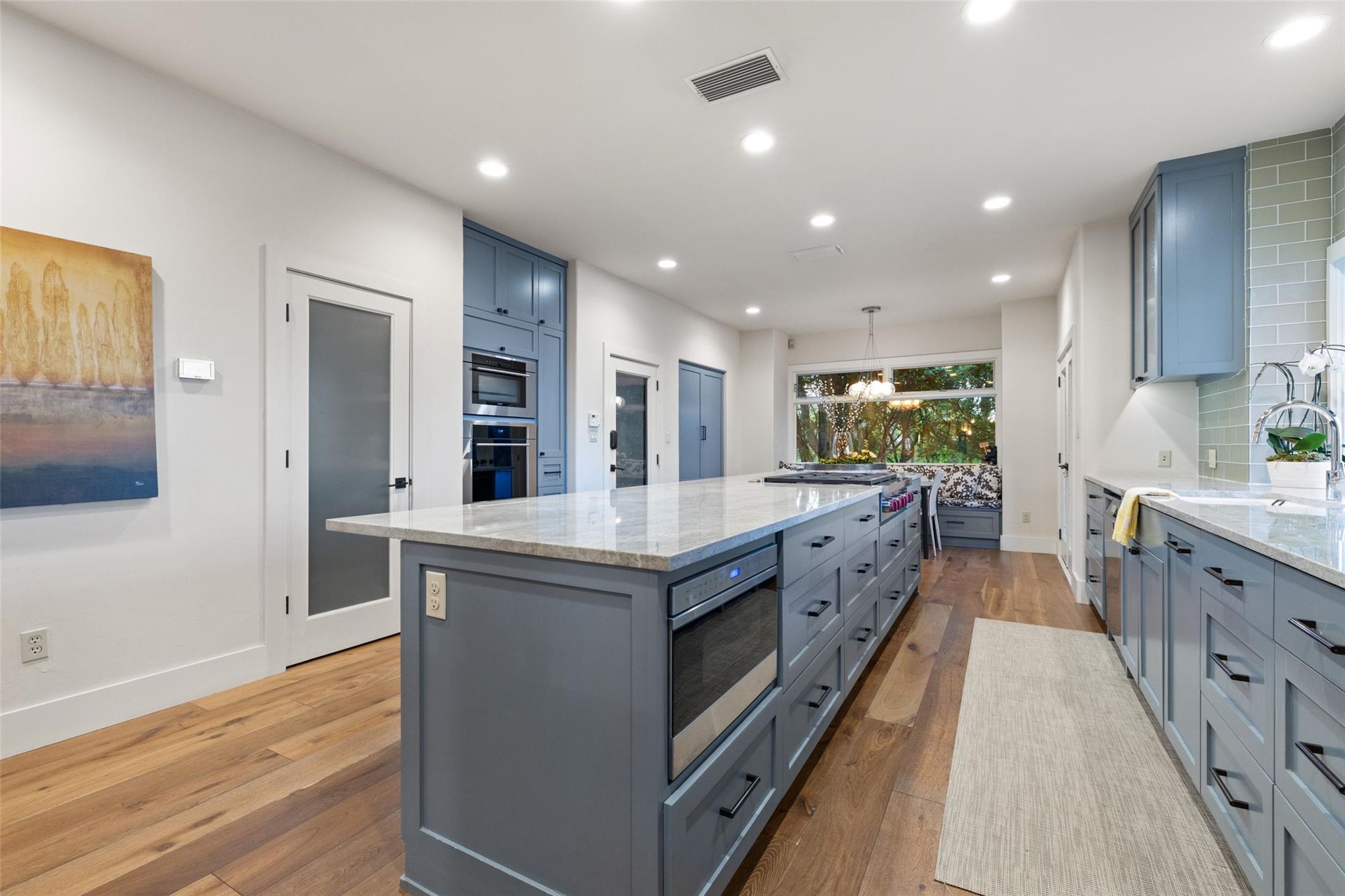 300 Bent Tree CT
