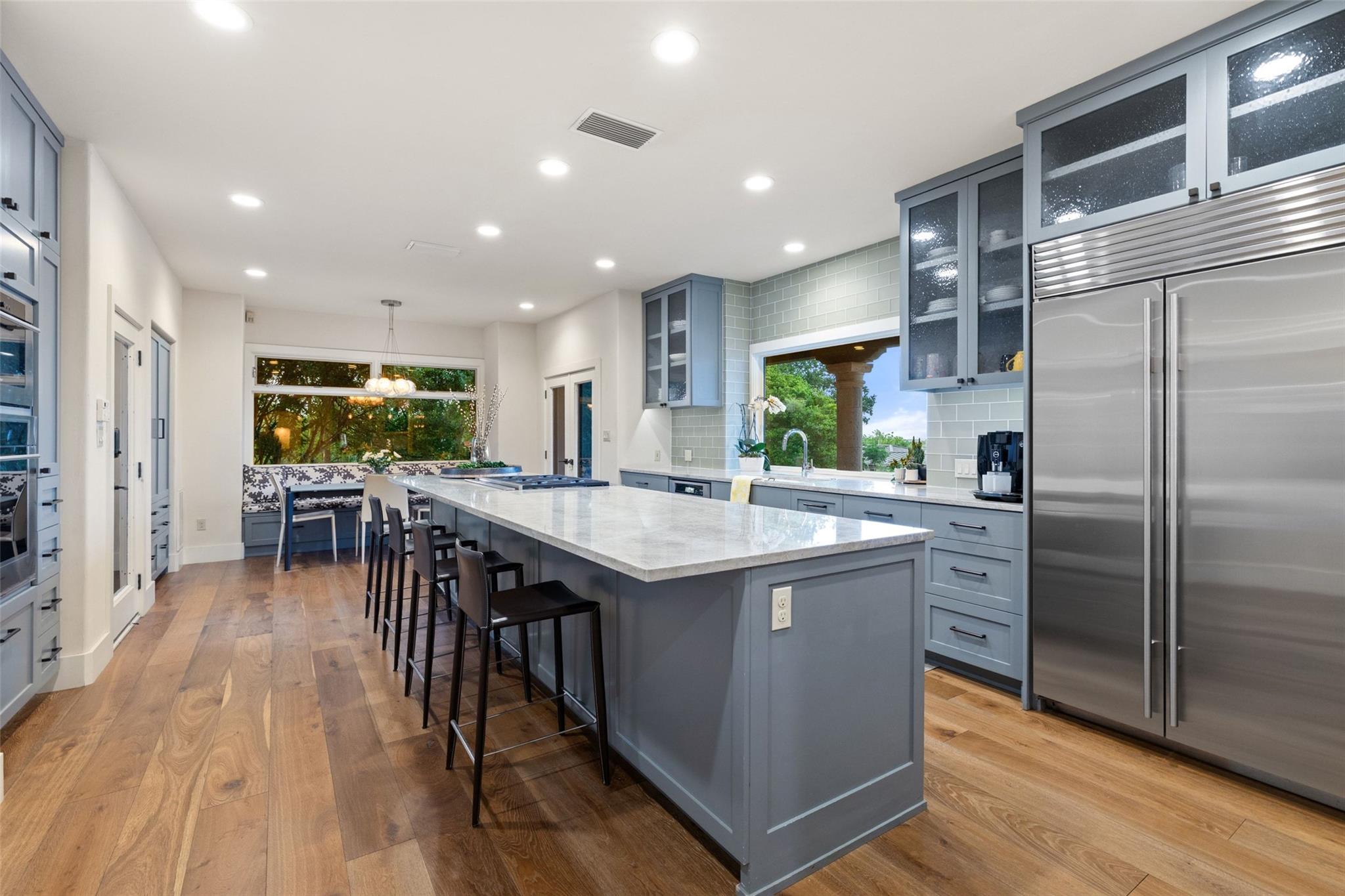 300 Bent Tree CT