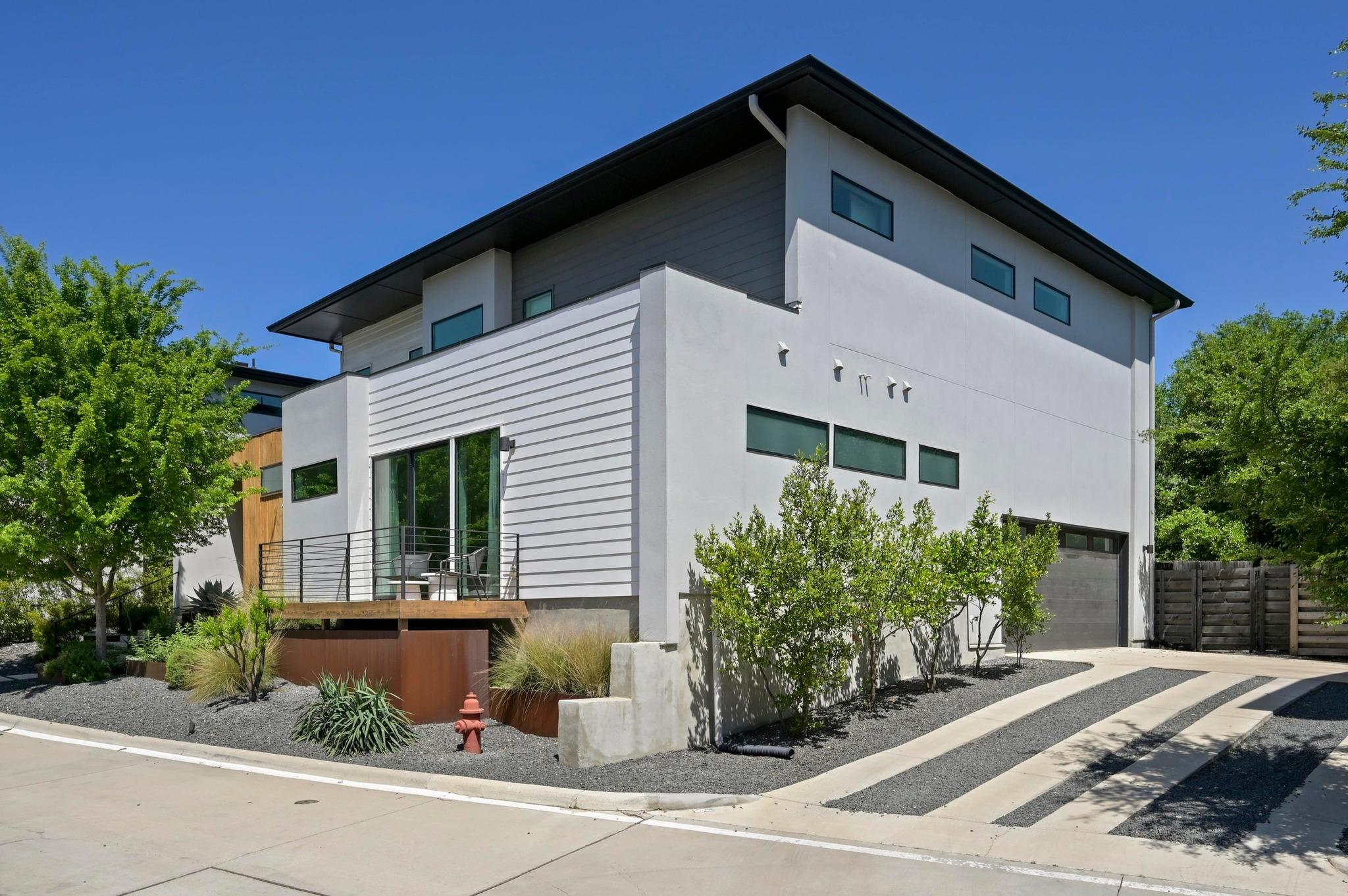 2800 Del Curto RD # 3