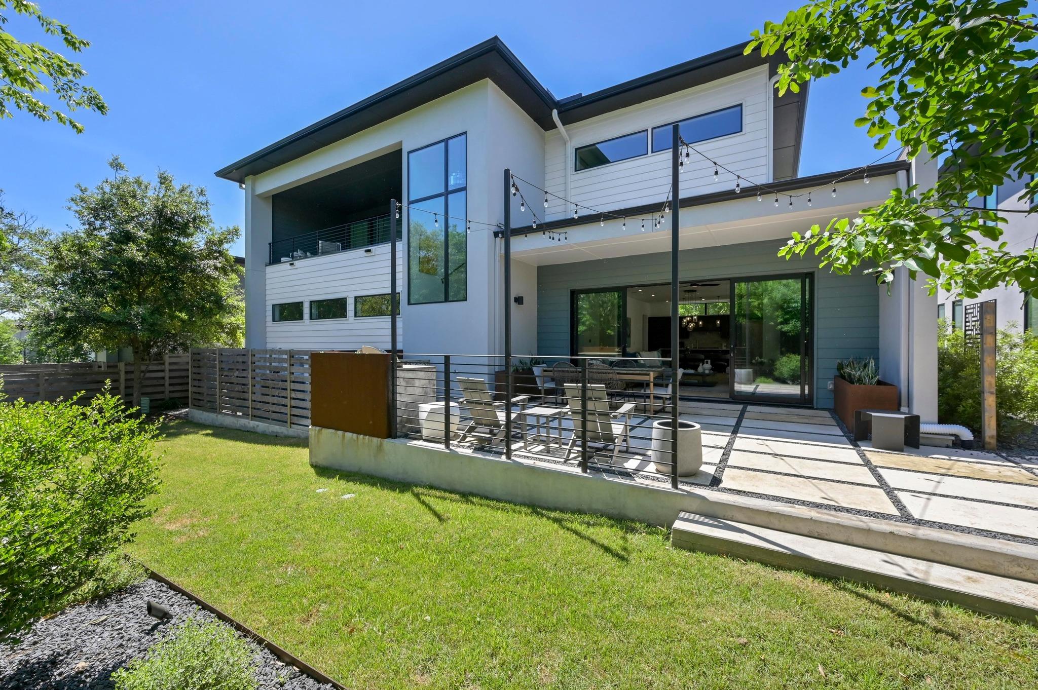 2800 Del Curto RD # 3