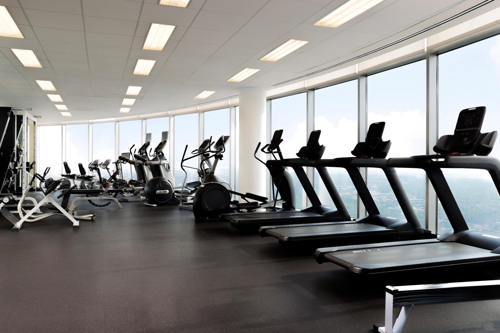 200 Congress Ave Unit: 33BB