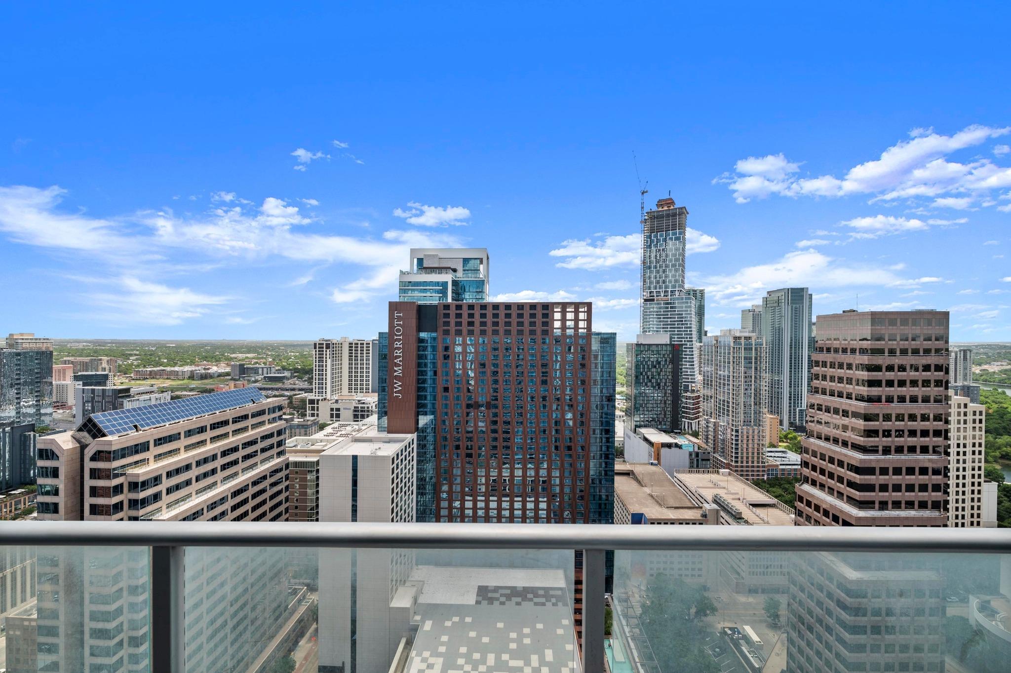 200 Congress Ave Unit: 33BB