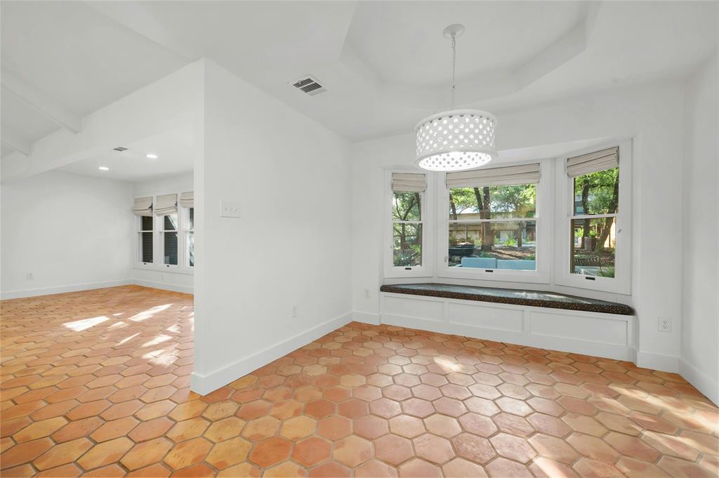 4505 Aqua Verde DR