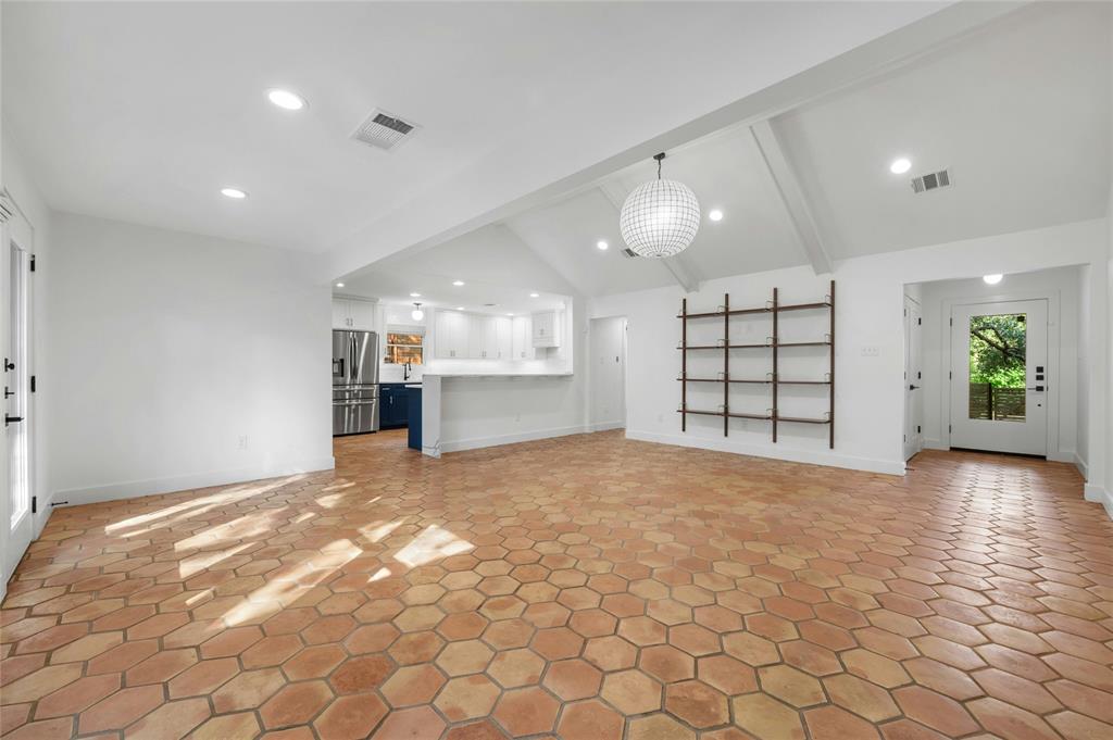 4505 Aqua Verde DR