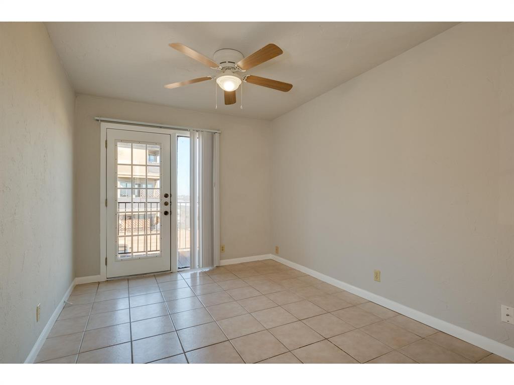 6501 E Hill DR # 220