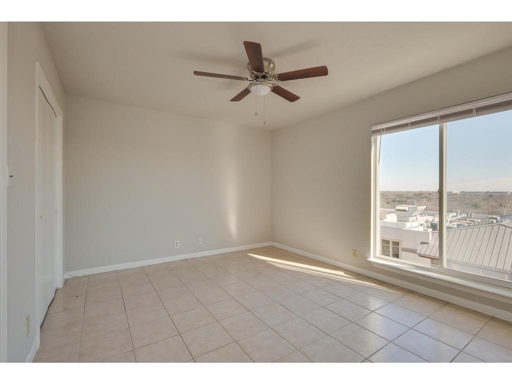 6501 E Hill DR # 220