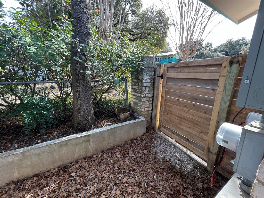 2400 Trailside DR # A