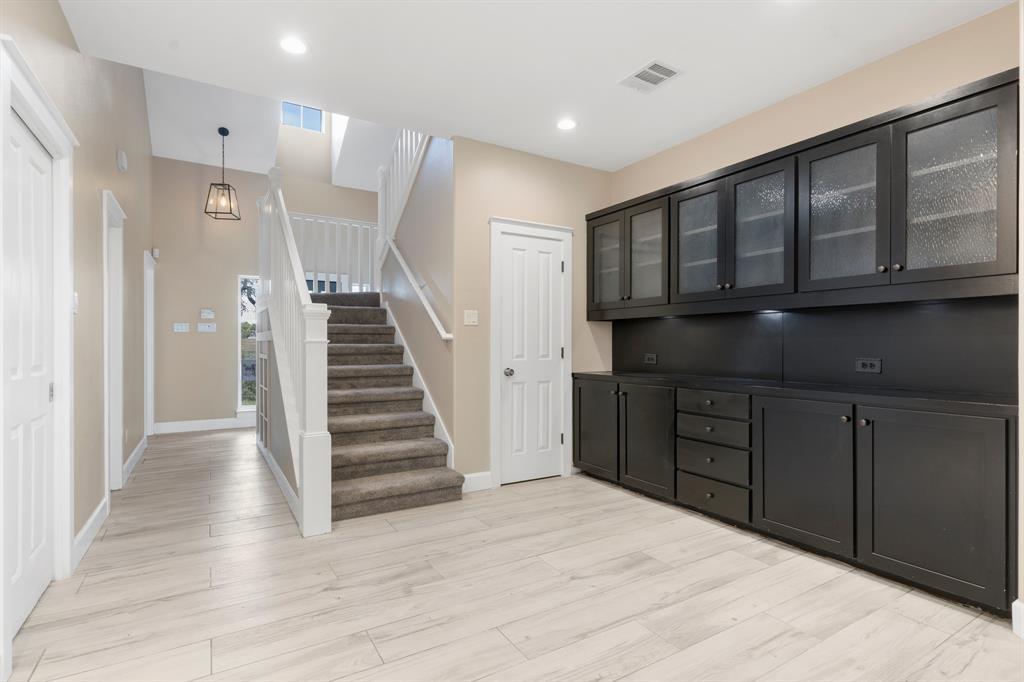 10101 Twin Lake LOOP