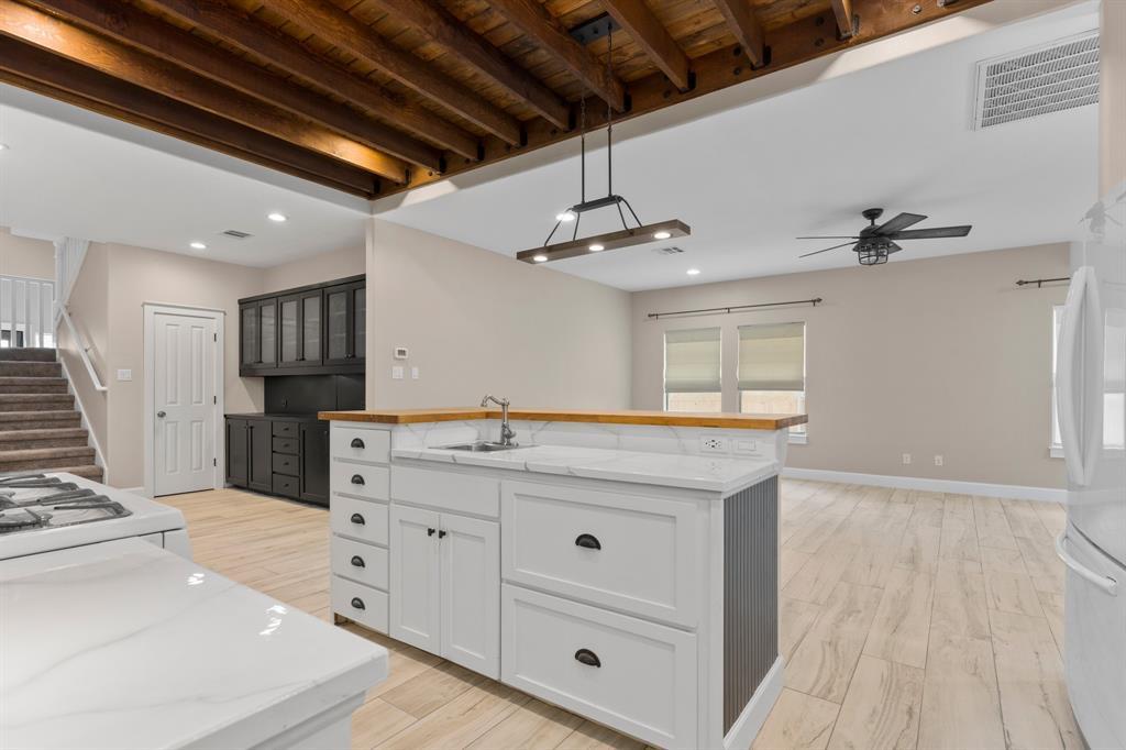 10101 Twin Lake LOOP