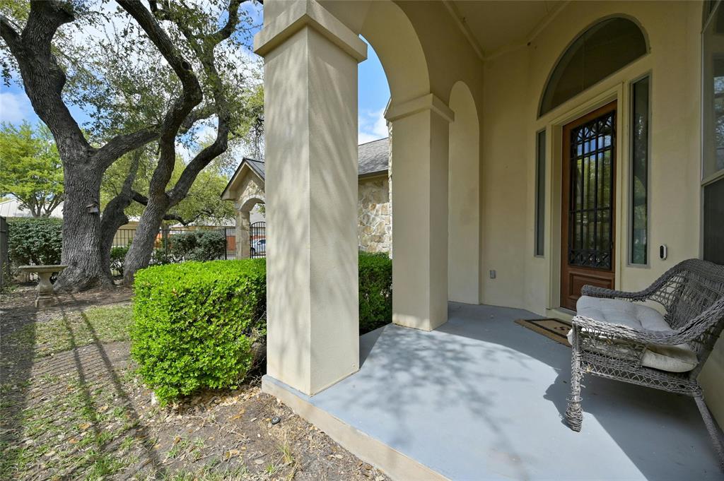 2904 Heathmount DR