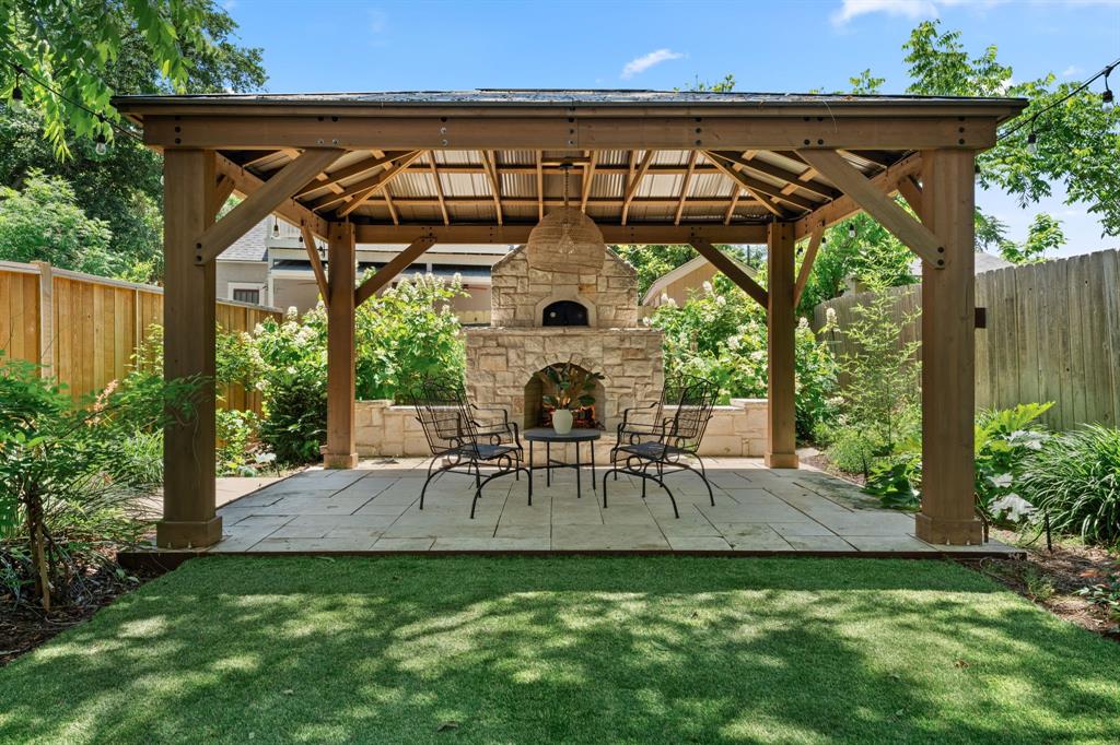 707 W Johanna ST # B