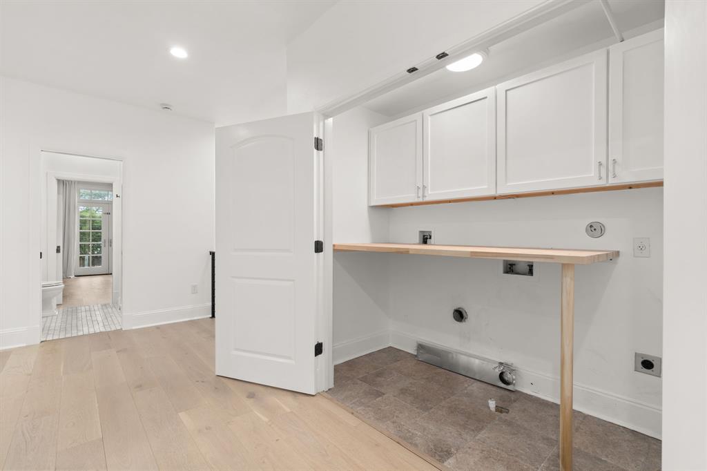 707 W Johanna ST # B