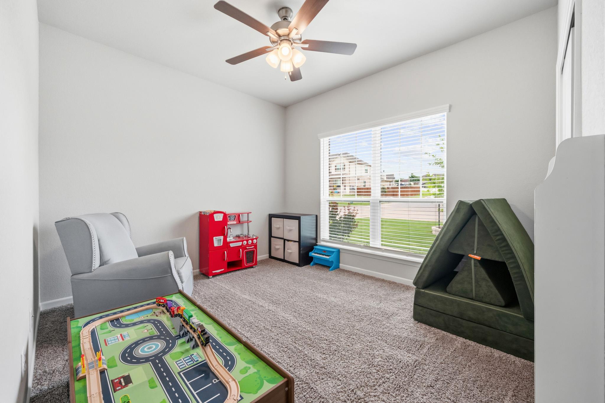1202 Carnaby DR