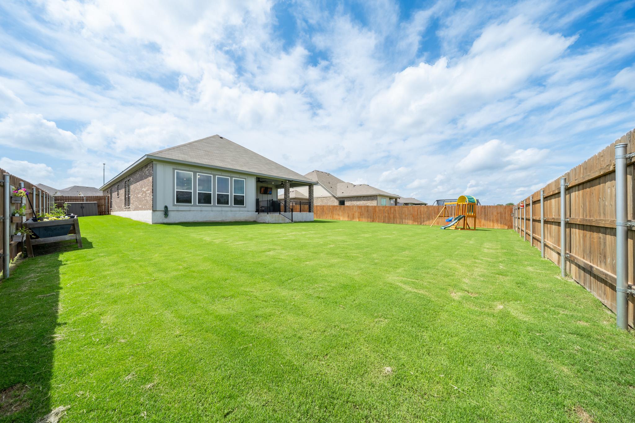 1202 Carnaby DR