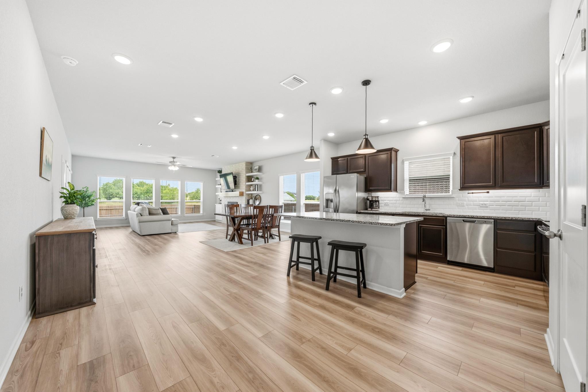 1202 Carnaby DR