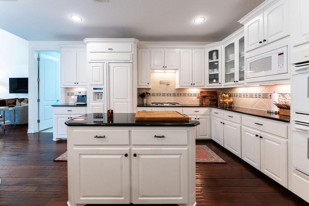 3408 Travis Country CIR