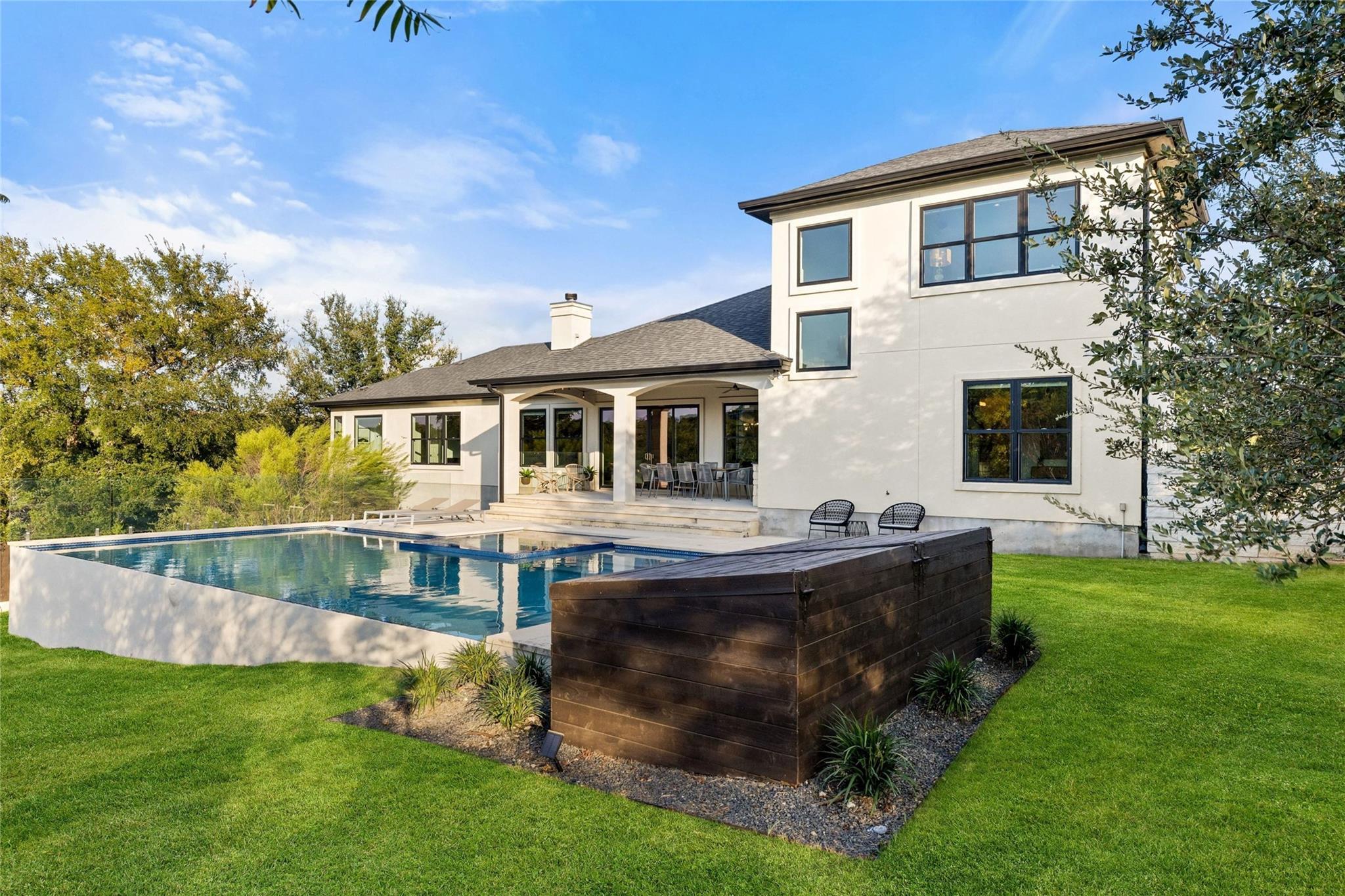 4604 Wild Cow CV