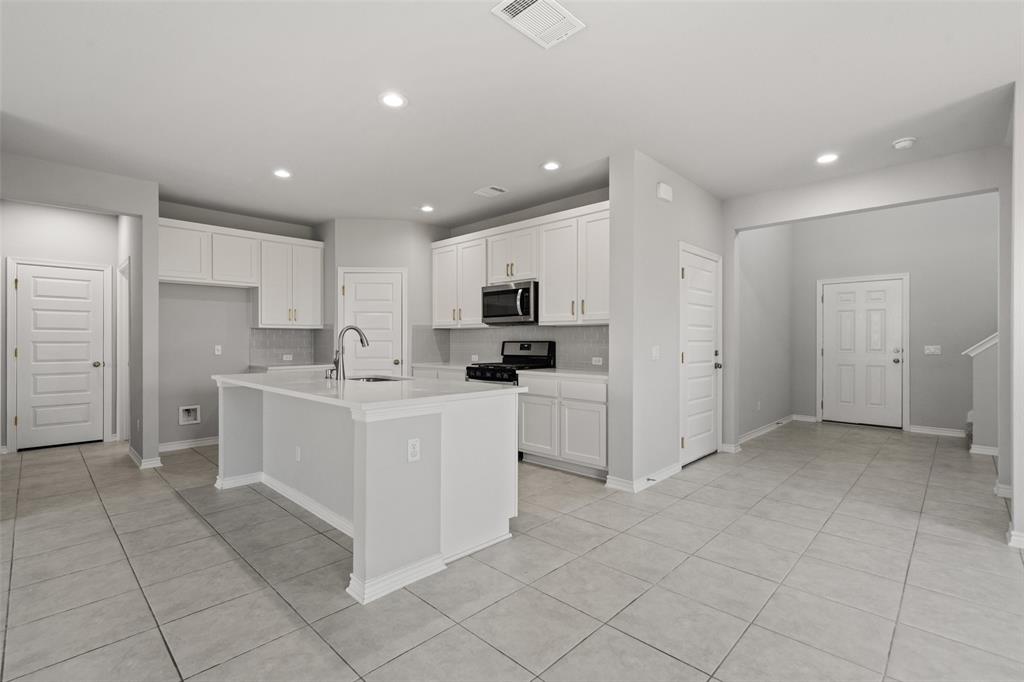 109 Driftwood Hills WAY