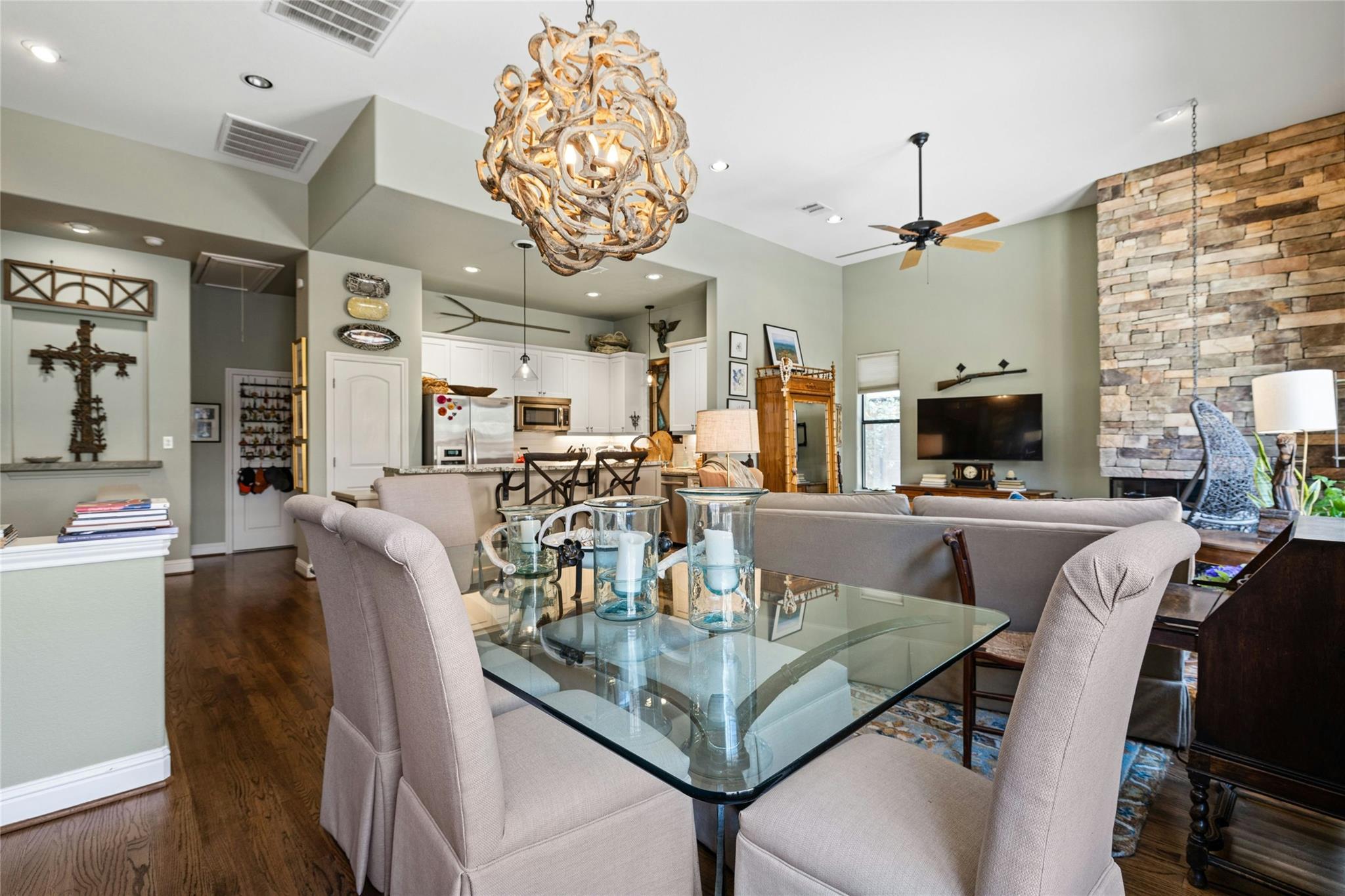 2505 Enfield RD # 11