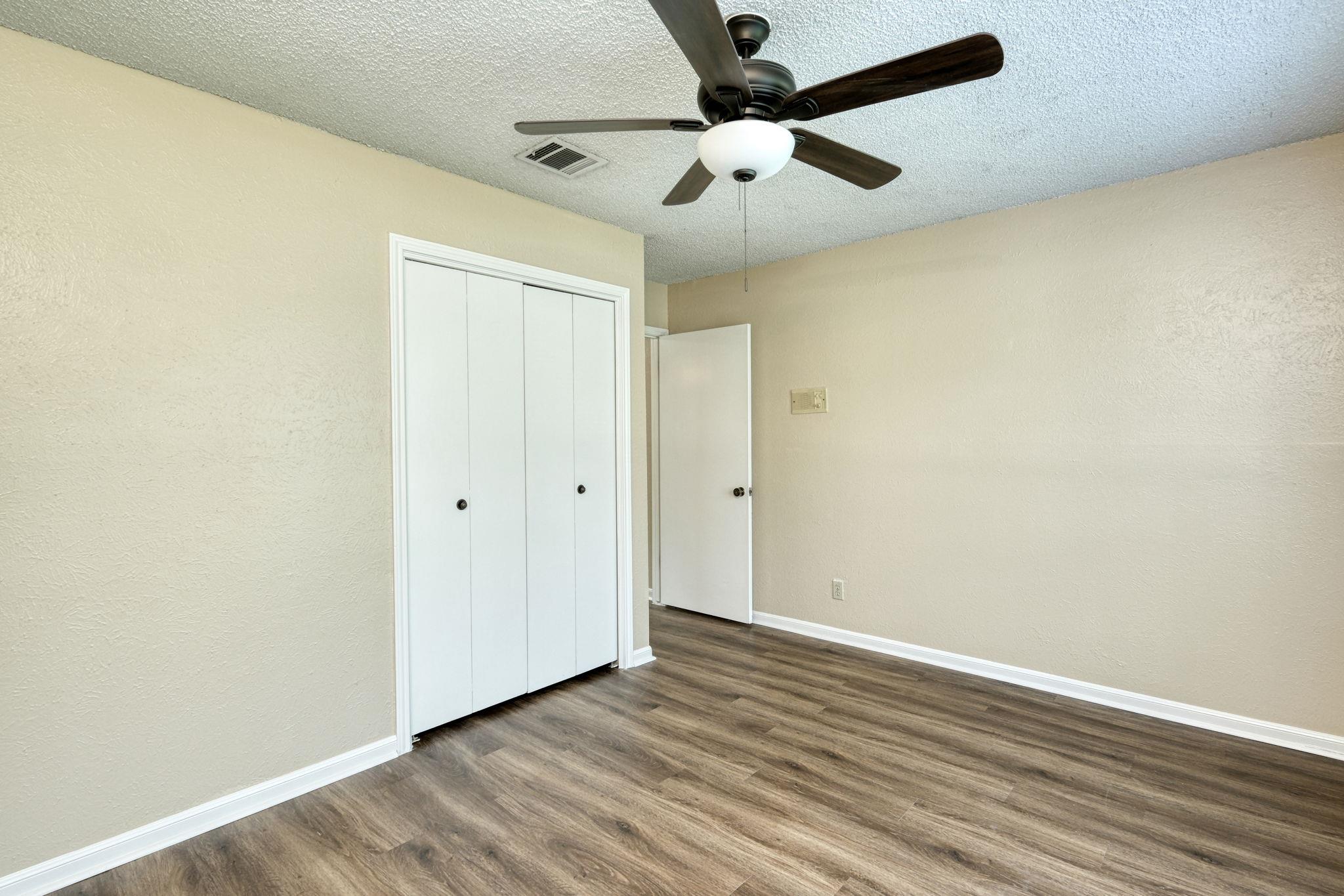 3114 Honey Tree LN