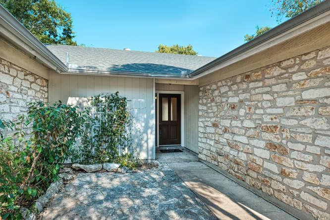3114 Honey Tree LN