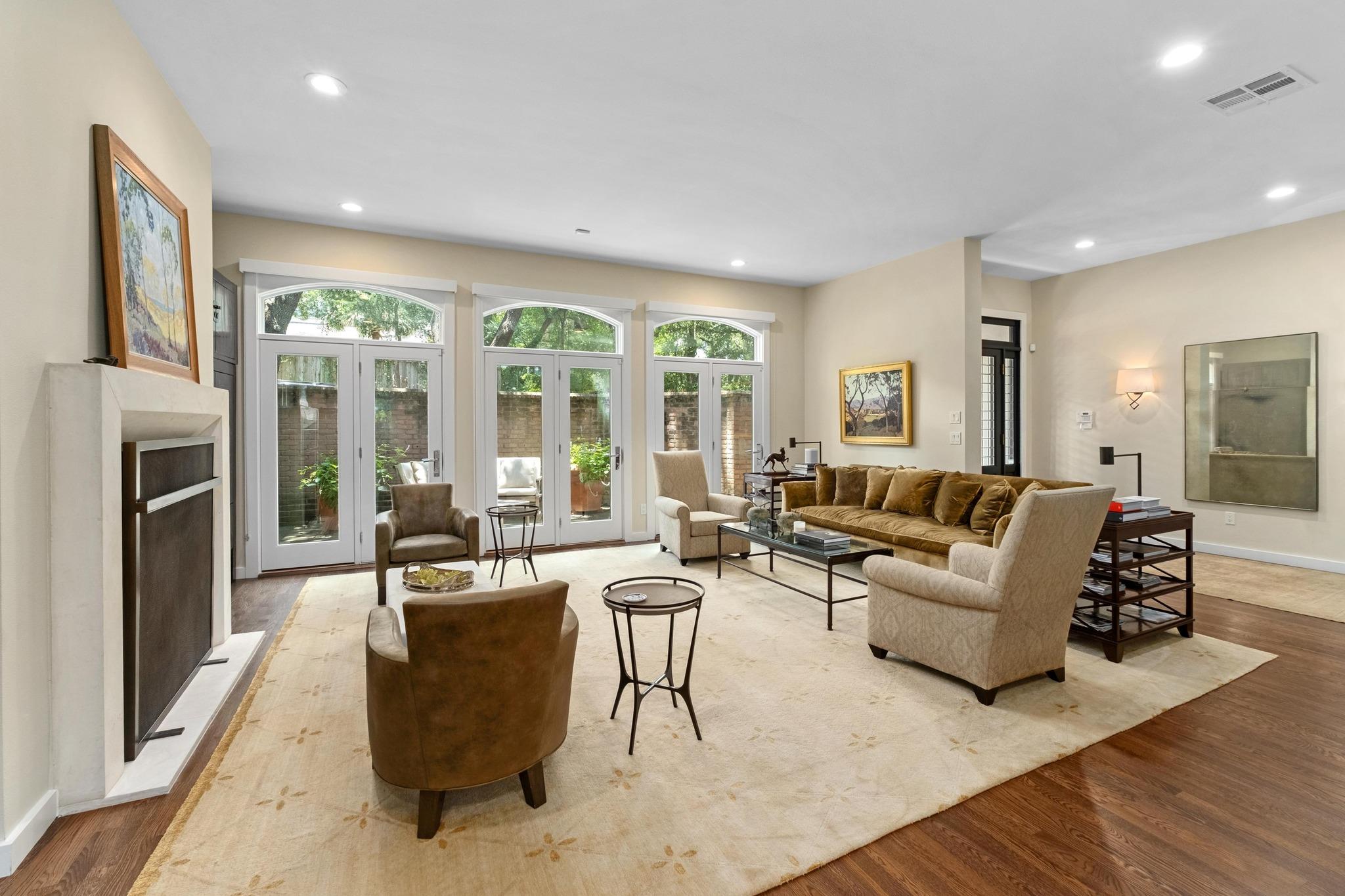 3718 Bridle PATH