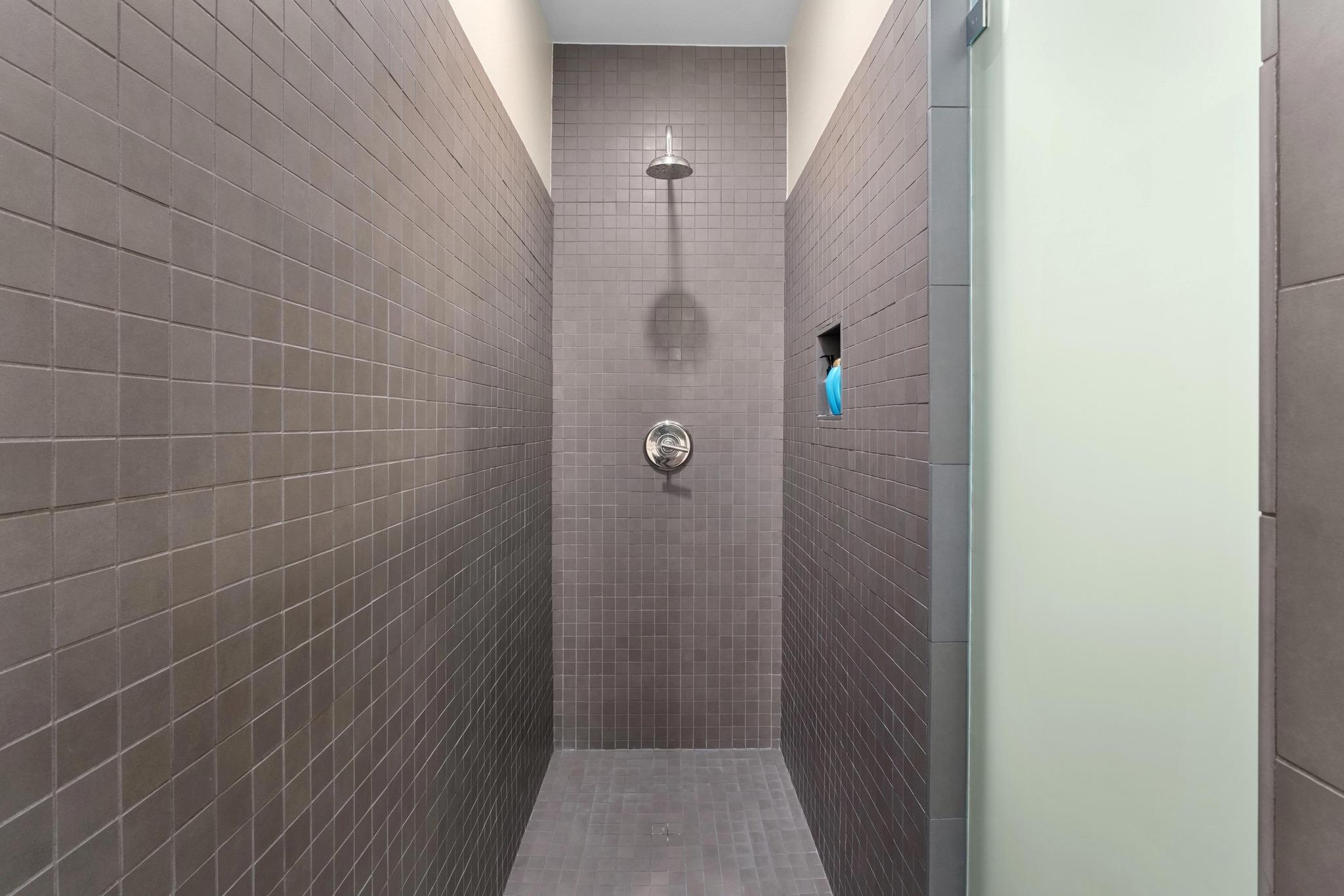 3718 Bridle PATH