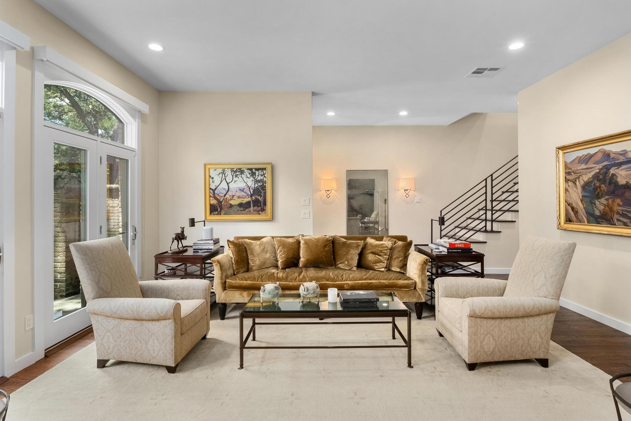3718 Bridle PATH