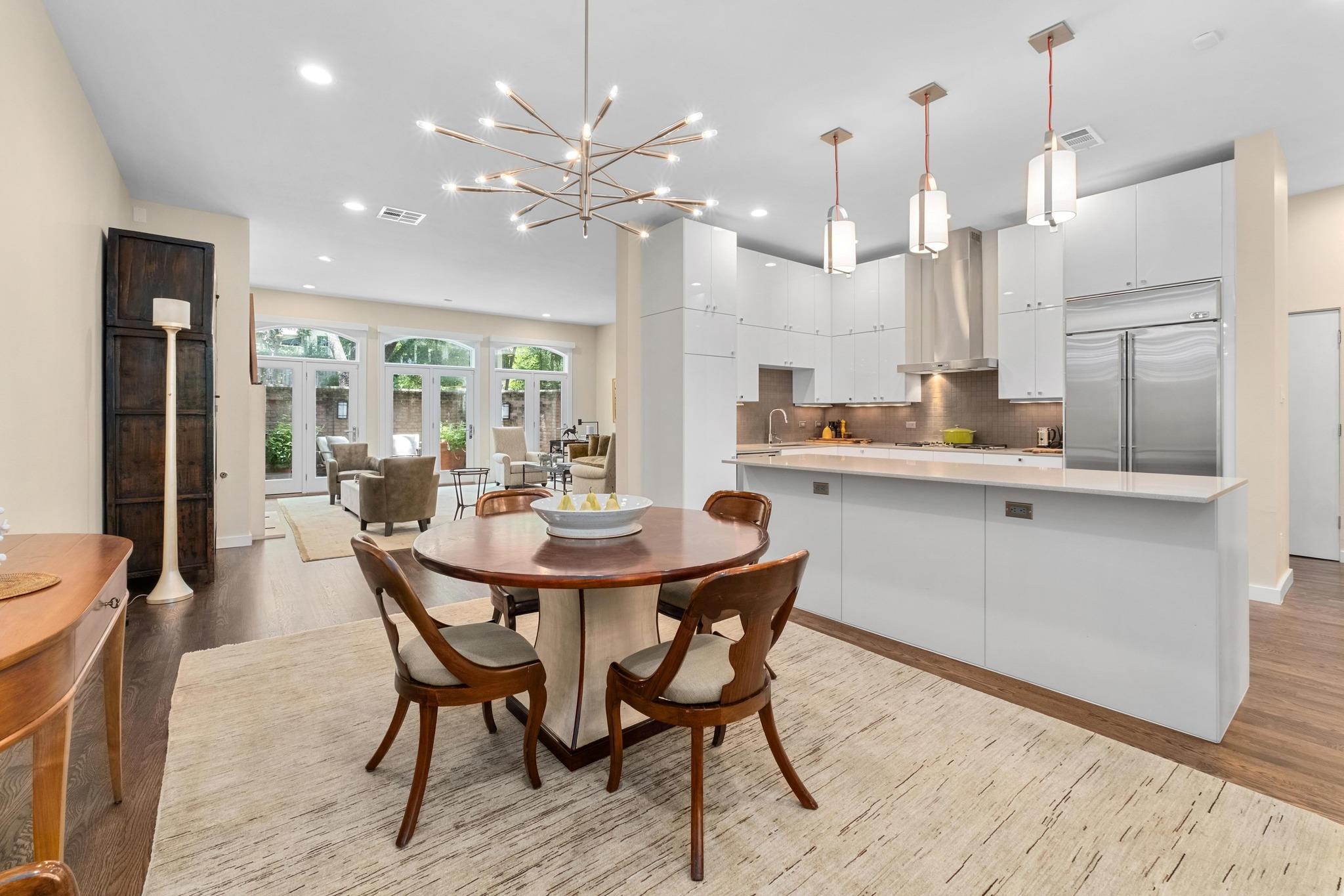 3718 Bridle PATH