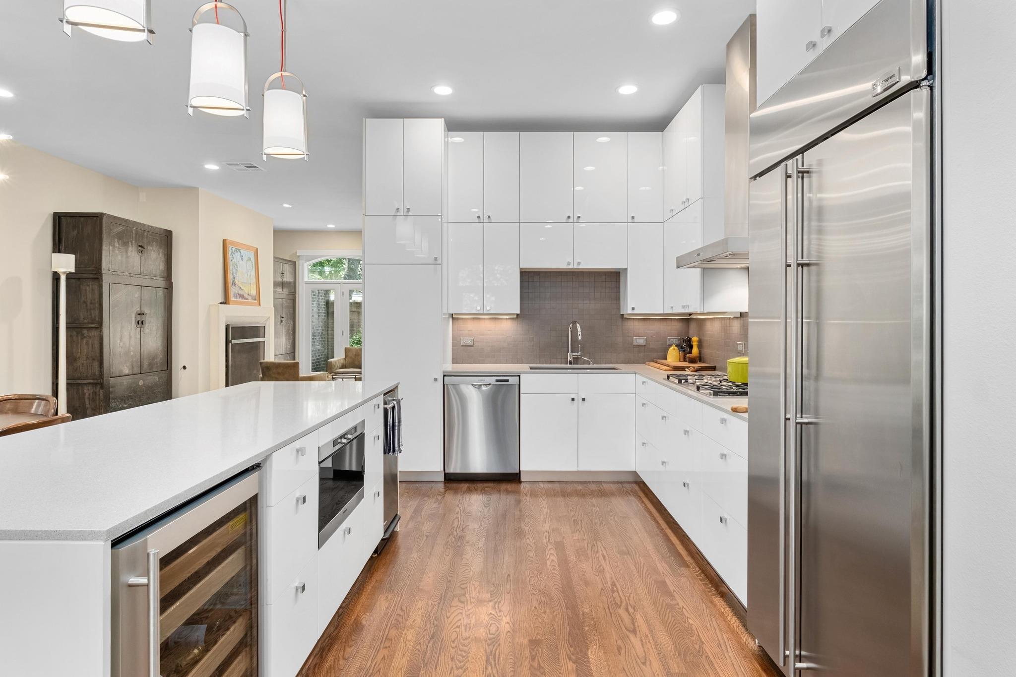 3718 Bridle PATH