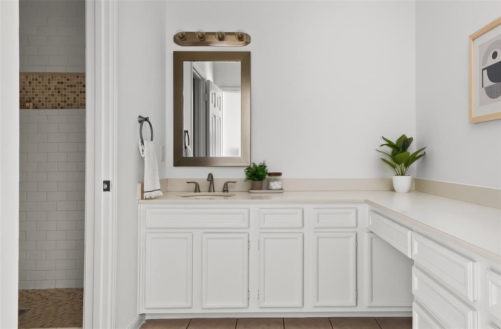 6501 Columbia Oaks CT # 6