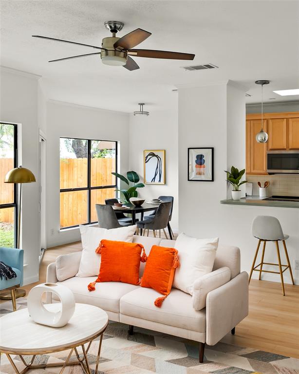 6501 Columbia Oaks CT # 6