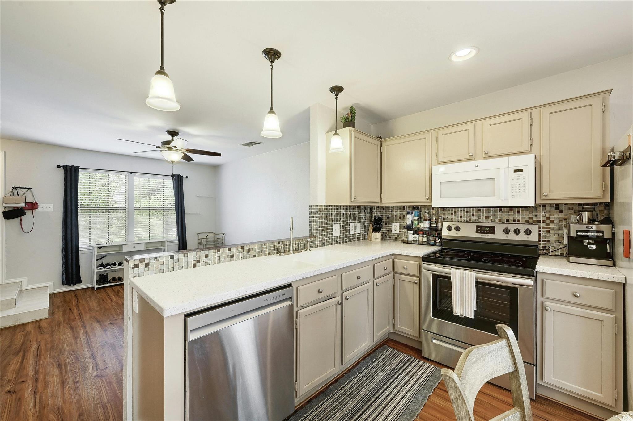 1411 Gracy Farms LN # 69