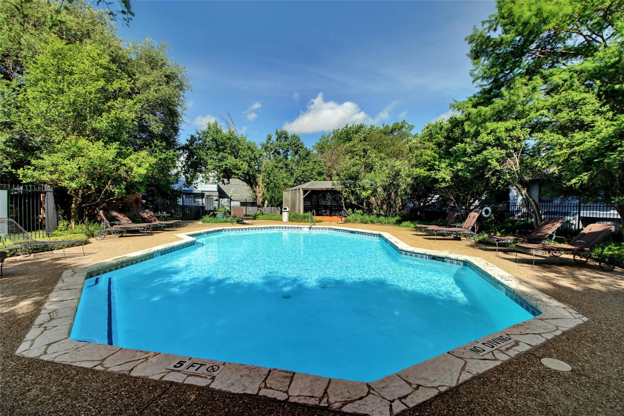 1411 Gracy Farms LN # 69