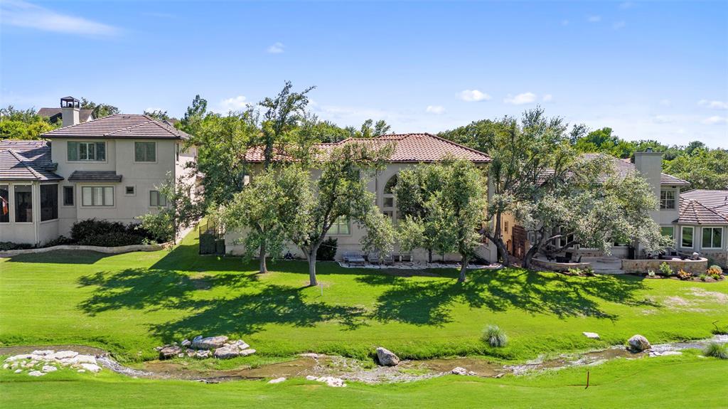 64 Tiburon DR