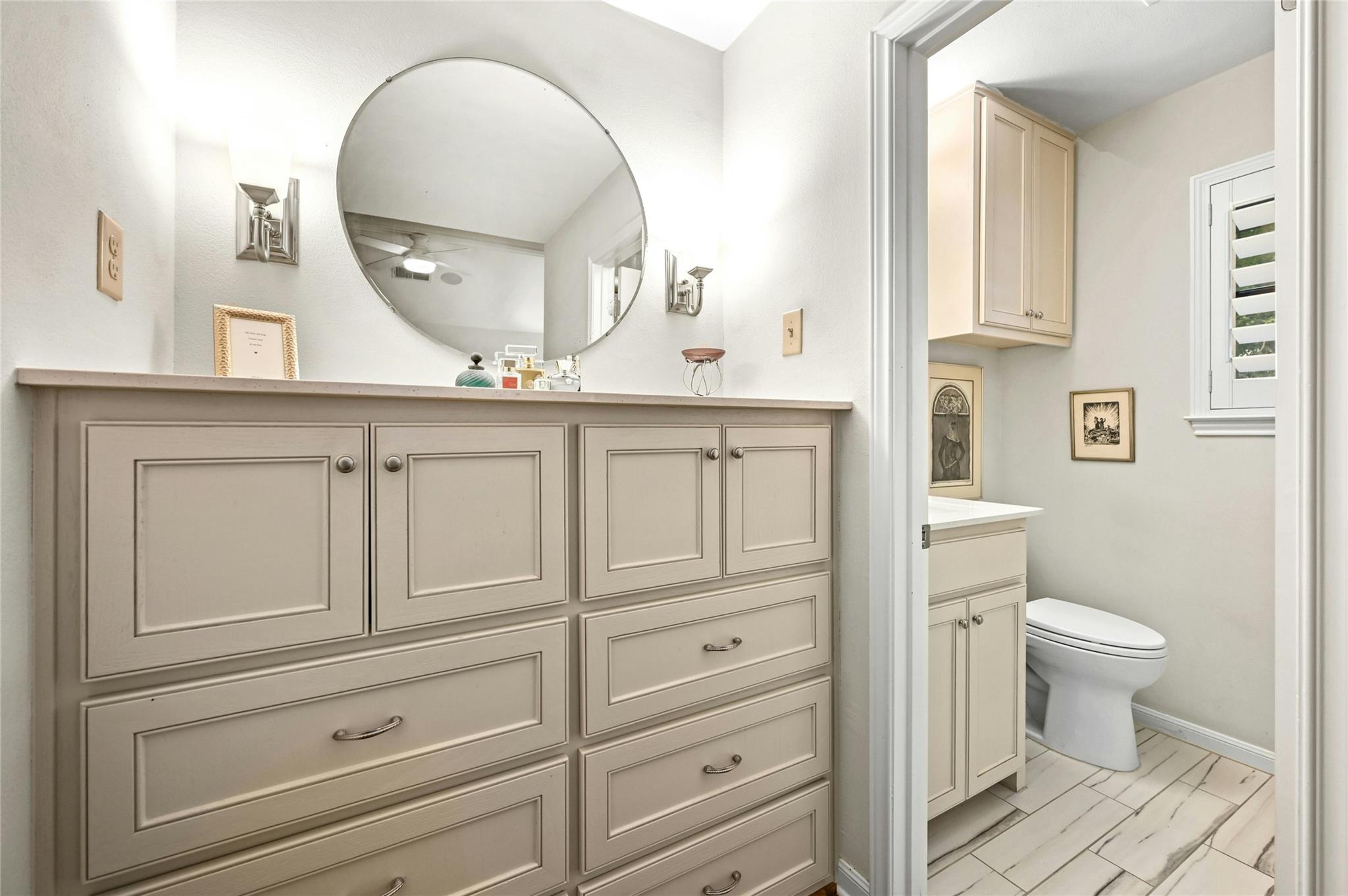 3117 Thousand Oaks DR