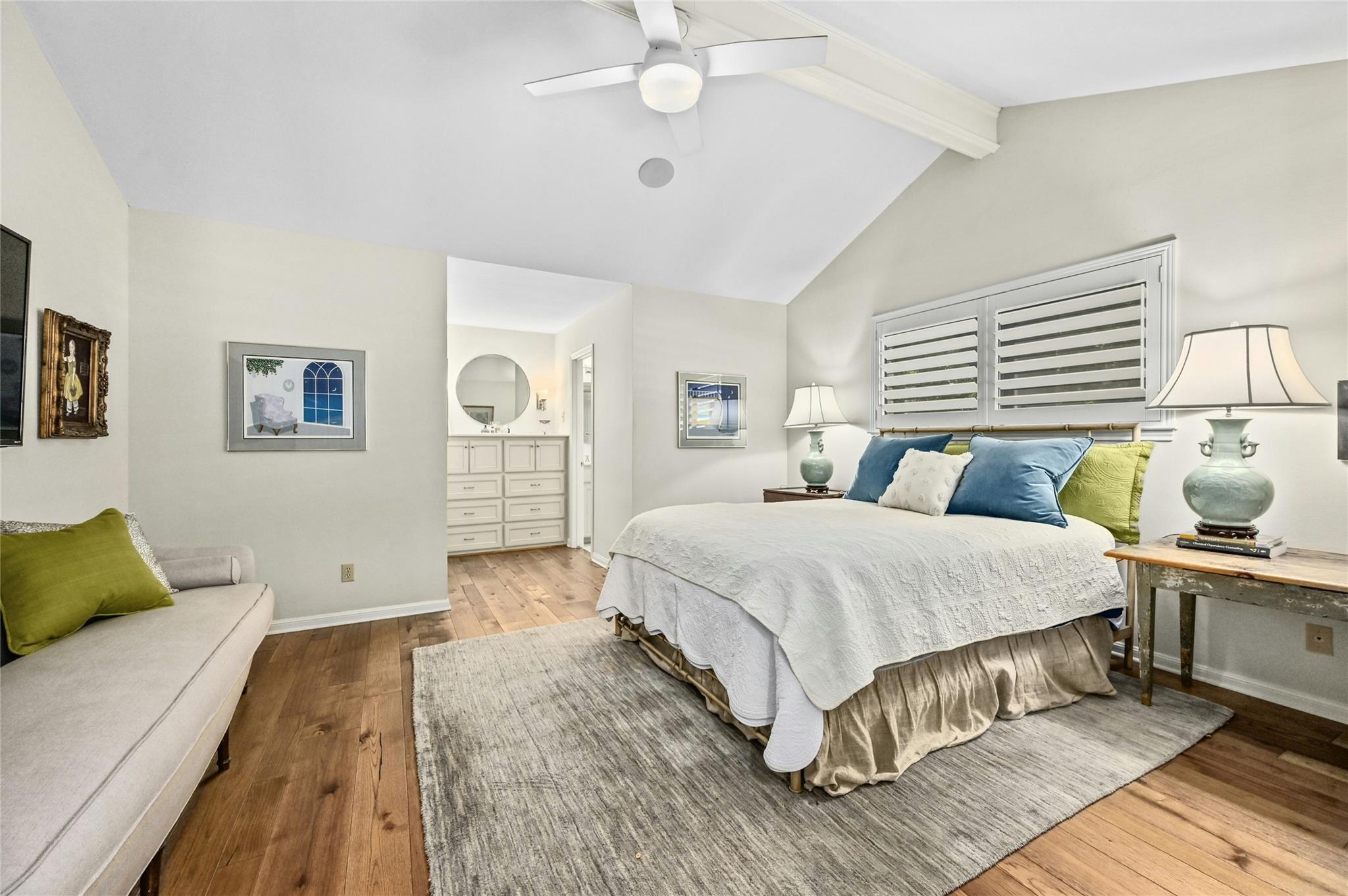 3117 Thousand Oaks DR