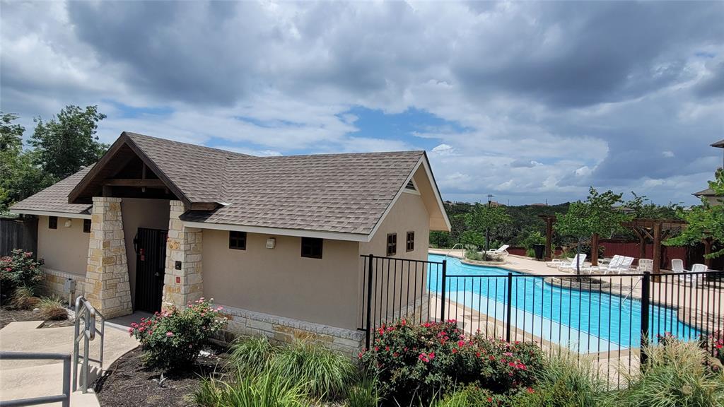 3207 SCENIC VALLEY DR